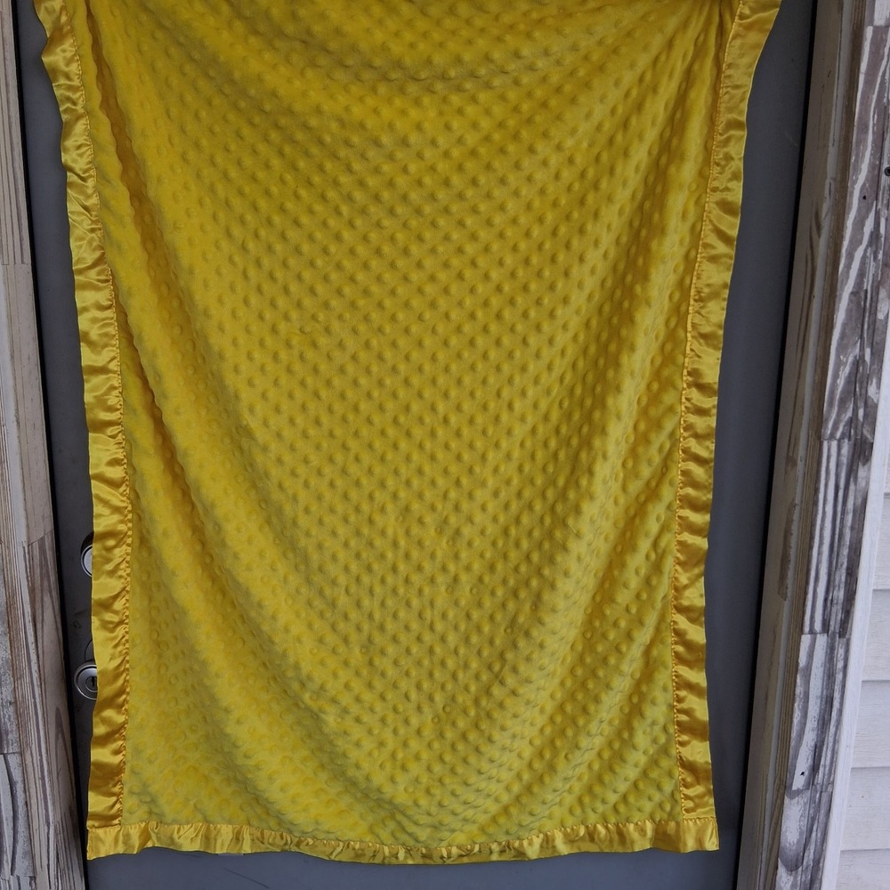 Vtg Y2K Sun Yellow Minky Dot Baby Blanket Satin Back Ruffle Trim 30x40 Nursery